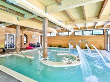 Camping Le Pre Bas Yelloh Village En Auvergne