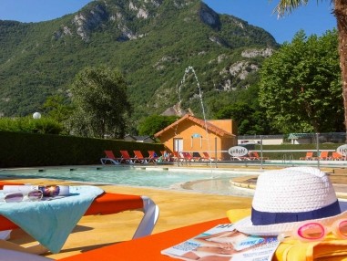 Camping Le Pre Lombard Yelloh Village A Tarascon Sur Ariege