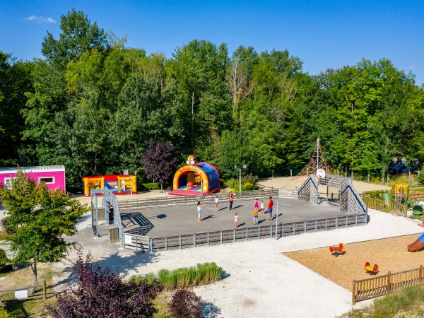 Camping Yelloh! Village En Champagne : Kinder und Jugendliche,  Familien-Urlaub