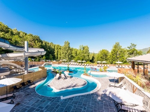 Camping L Etoile Des Neiges Yelloh Village A Montclar