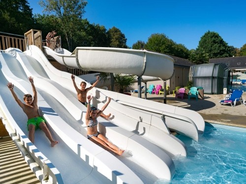 Camping Parc De Montsabert Yelloh Village A Coutures