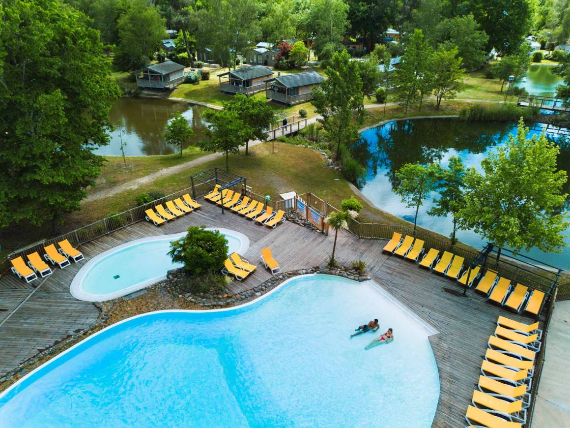 el-espacio-de-ba-o-climatizado-del-camping-yelloh-village-bordeaux-lac
