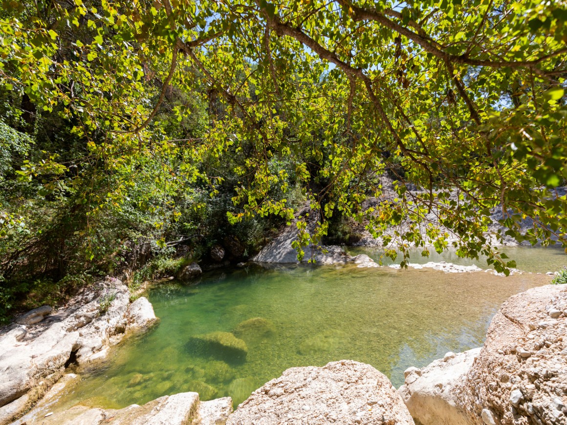 Un Espace Baignade Pour Toute La Famille Au Camping Douce Provence un-espace-baignade-pour-toute-la-famille-au-camping-douce-provence