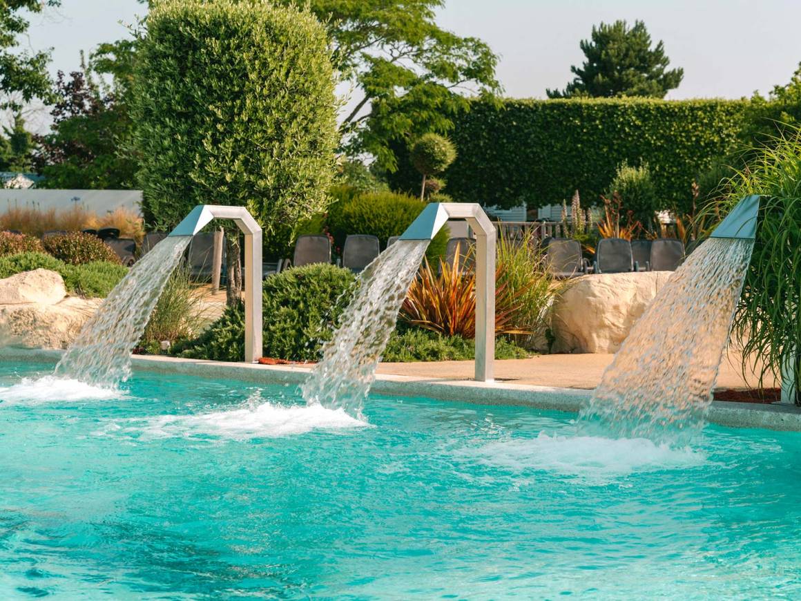L'Océan Breton: a campsite in Lesconil with a water park and waterslides