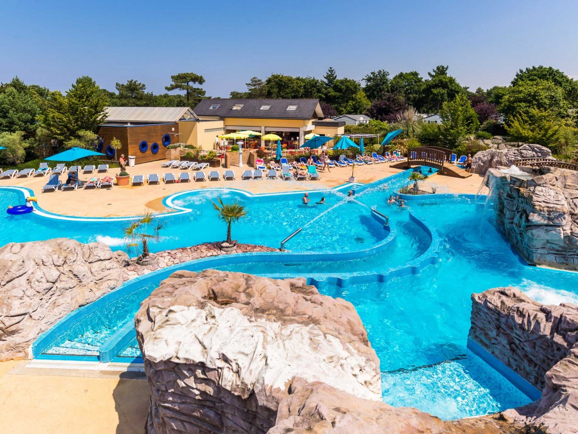 Camping Village Les Pins Espace baignade