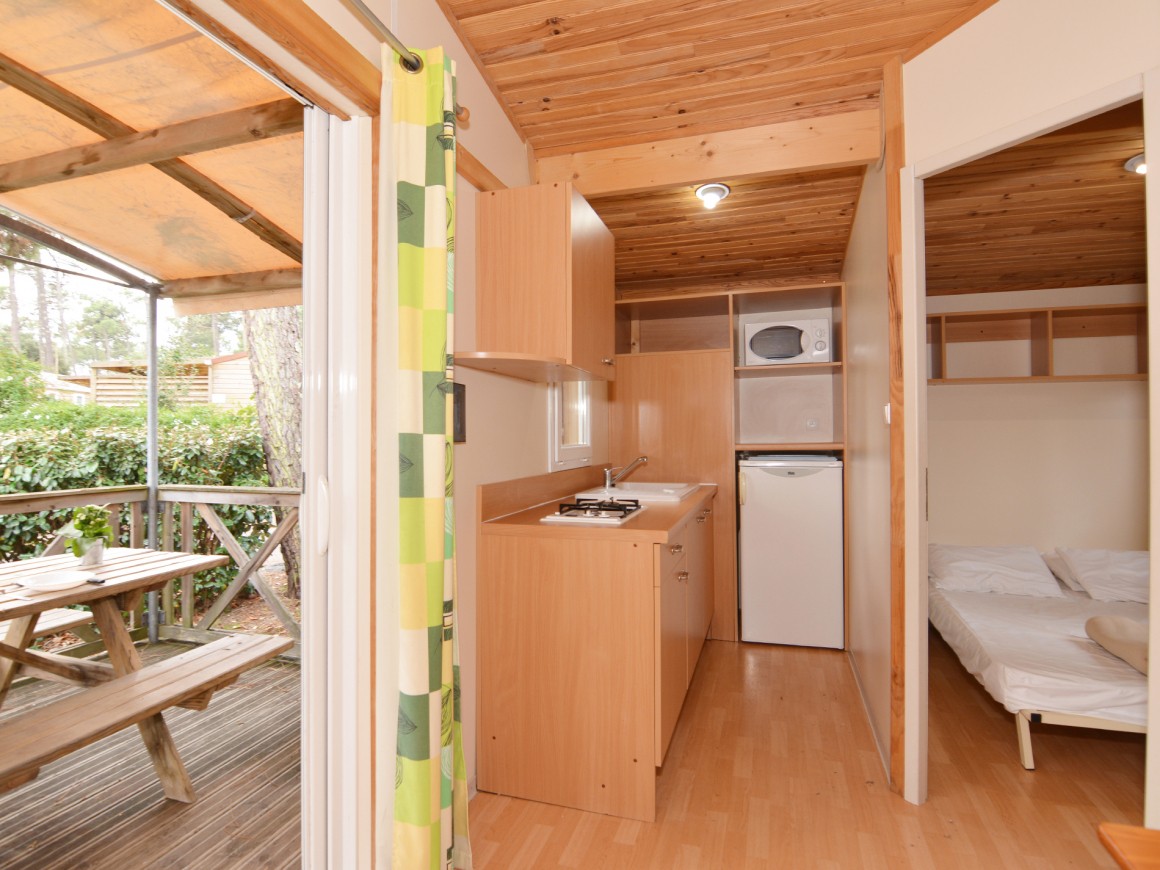 Mobilhome/Cottage 4/6 personas 2 habitaciones 1 cuarto de baño 3 flores