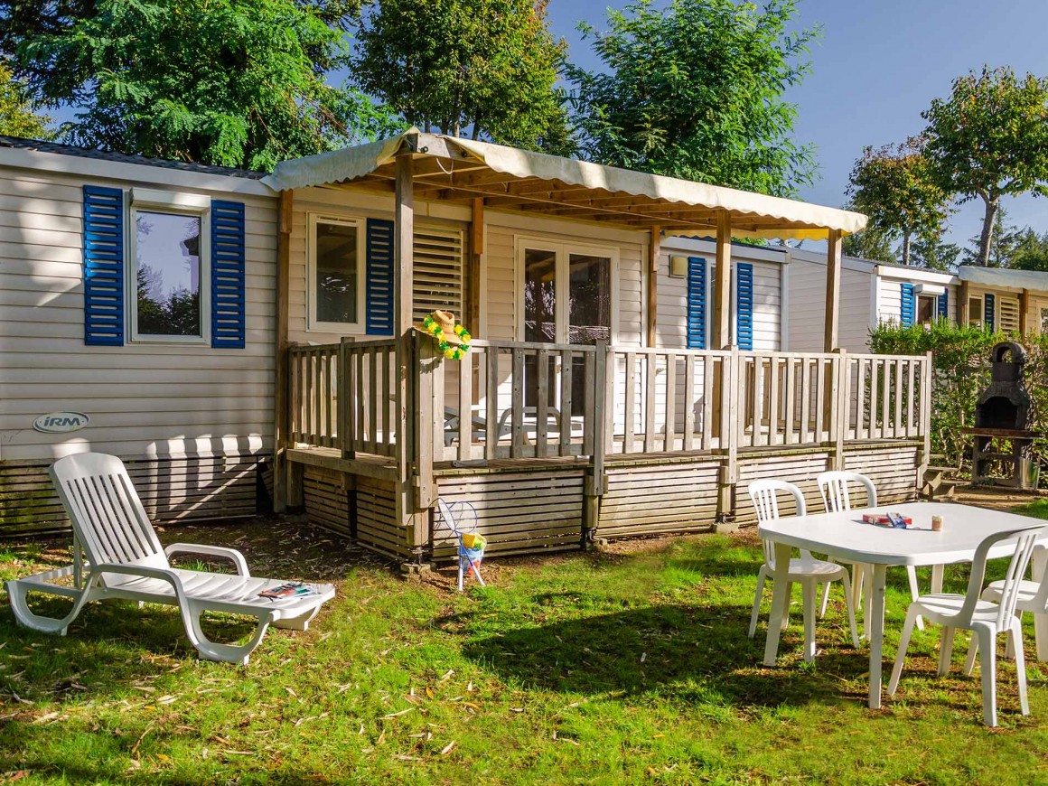 Mobilhome/Cottage Bretagne 6 personen 3 kamers 1 badkamer 3 bloemen
