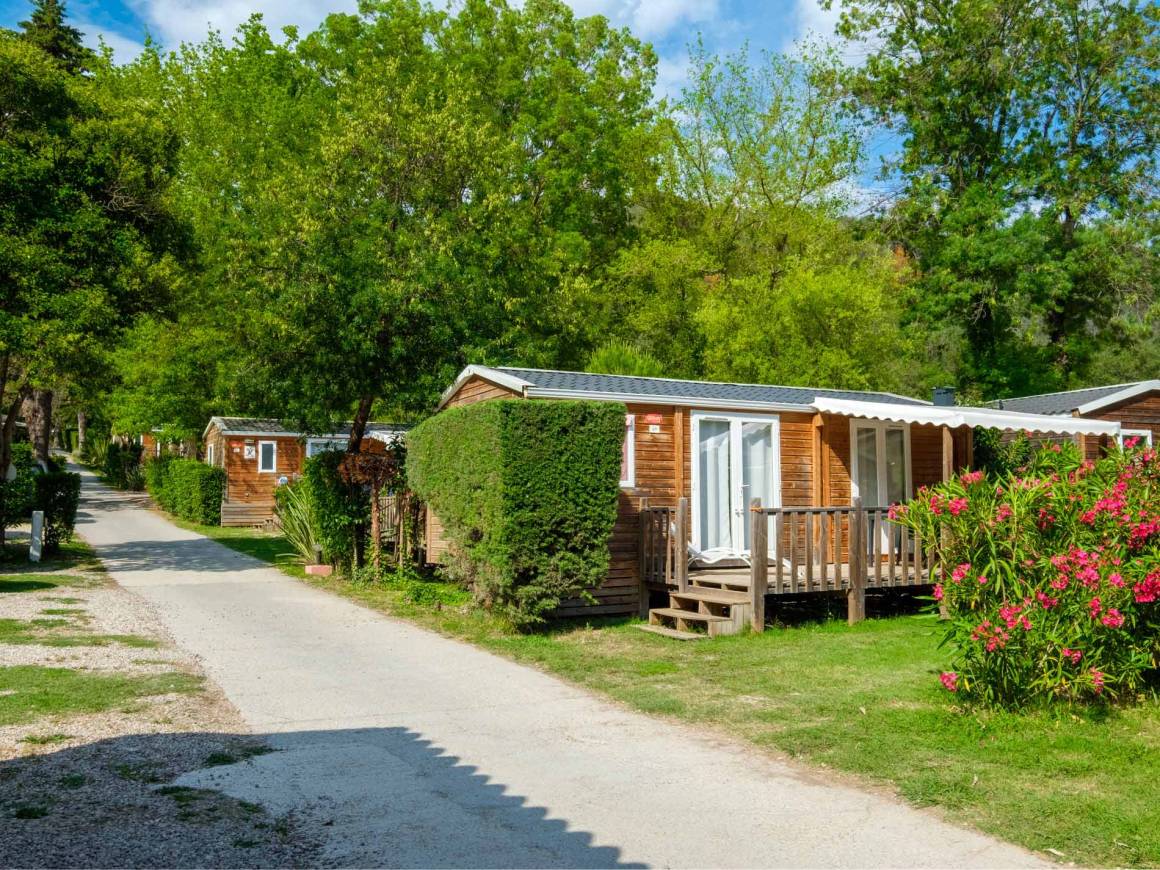 Camping Saint Louis **** La Roquette sur Siagne Yelloh! Village