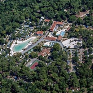 Camping Yelloh Village La Clairiere In De Charente Maritime