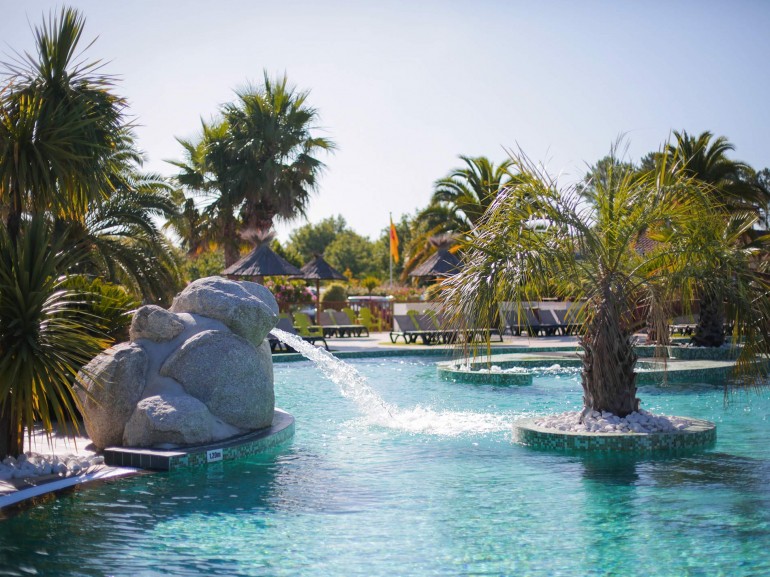 Découvrez l’espace aquatique du Yelloh! Village Au Lac de Biscarrosse