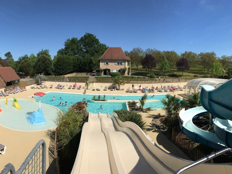 camping avec piscine dordogne