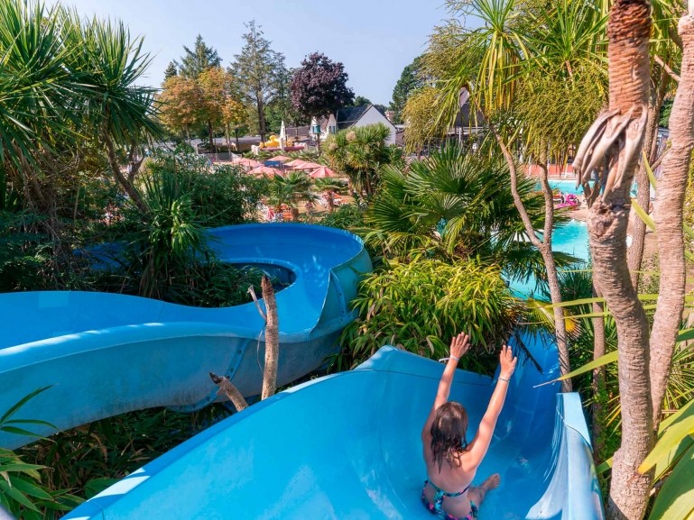 Port de Plaisance camping avec espace baignade