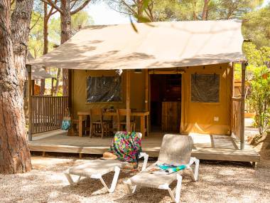 Glamping tent Montgrí