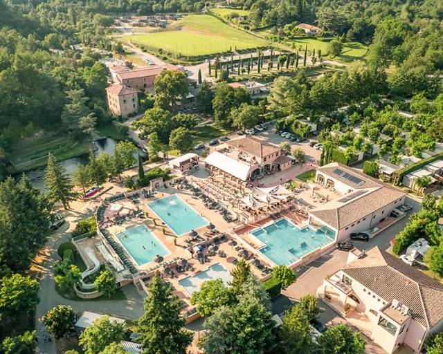 Yelloh! Village Domaine Les Ranchisses Camping en Ardèche