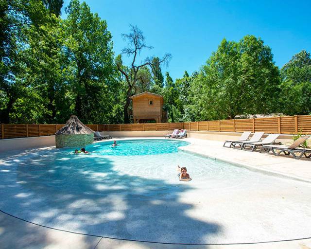 Yelloh! Village Domaine Provençal - Camping à Dieulefit, Drôme